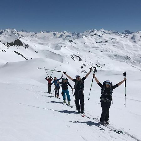 Auberge Sur La Montagne سانت فوا تارونتي المظهر الخارجي الصورة